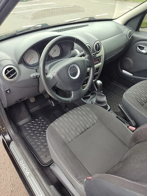 Dacia Logan 1.2 16 V, gpl, ediție limitată "Black linie" - imagine 4