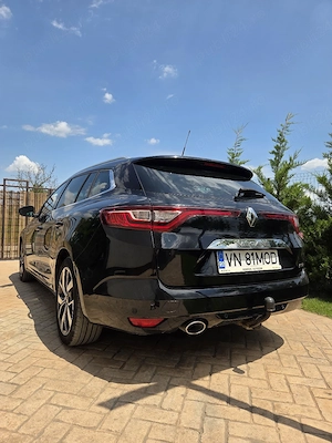 Renault Megane estate BOSE  - imagine 4