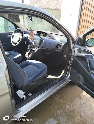 Lancia ypsilon - imagine 2