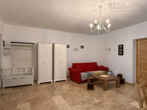 Apartament 2 camere cu acces la curte | Centrul Istoric - imagine 2