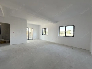 Duplex 4 camere, 125mp utili, 350mp teren, terasa 10mp - Giarmata vii