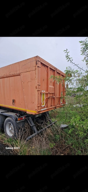 Semiremorci prelate și basculabilă + Iveco Stralis  - imagine 2
