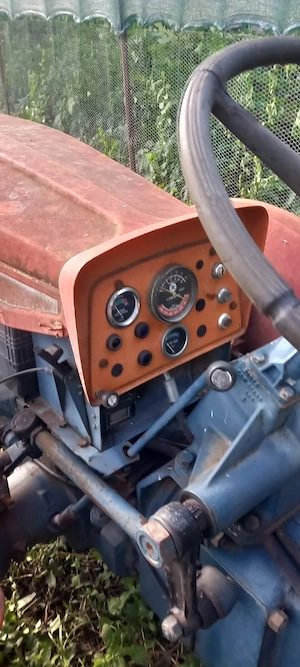 Tractoras 4x4 - imagine 2