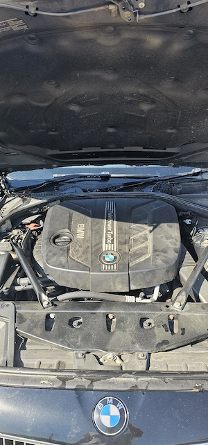 dezmembrez bmw f10 520d - imagine 4