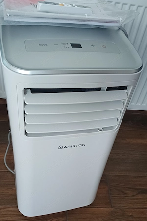 Aer conditionat portabil 9000 BTU - ARISTON