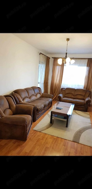 Apartament cu 3 camere de vanzare