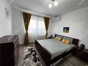 Apartament 3 camere la etaj intermediar si pivnita zona Vasile Aaron - imagine 3