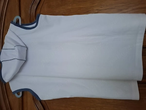 Vand tricou cu gluga