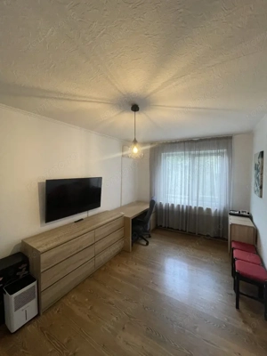 Apartament de 2 camere semidecomandat, etaj 2, Sasar