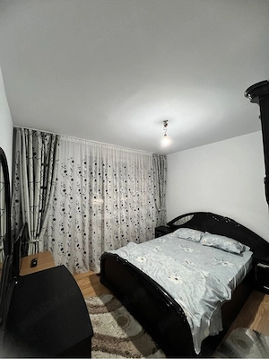 Inchiriez apartament 3 camere 