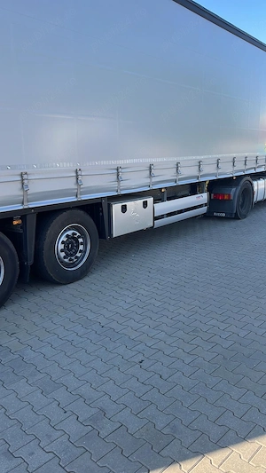 Semiremorca cu prelata cortina Schmitz Cargobull Curtainsider Standard 