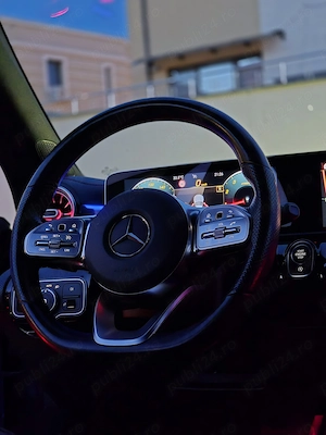 Mercedes-Benz CLA 180 AMG - imagine 7