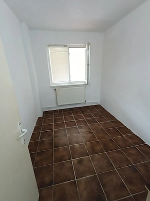Vând apartament 2 camere - imagine 4