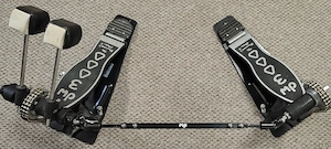 Pedală dublă DW 3000.