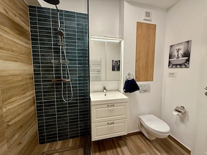 Prima Închiriere | Apartament 2 camere Premium cu Vedere Panoramică asupra Lacului Siutghiol  - imagine 8