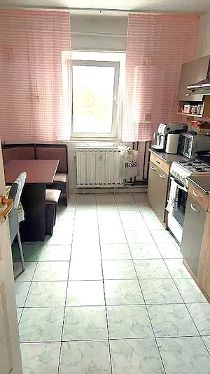 4 cam dec ETAJ 1 2 bai bloc izolat centrala proprie zona Lipovei - imagine 2