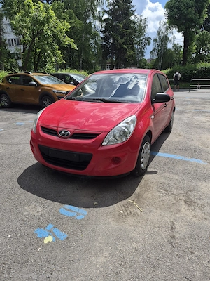 Hyundai I20, An 2011 - imagine 3