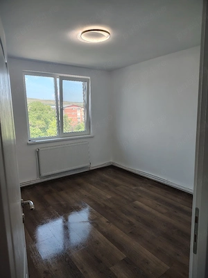 Proprietar   2 camere, B-dul Dacia, Micro 4, complet renovat, 44 m  + balcon 8 m       - imagine 9