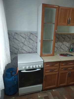 Închiriez apartament  - imagine 8