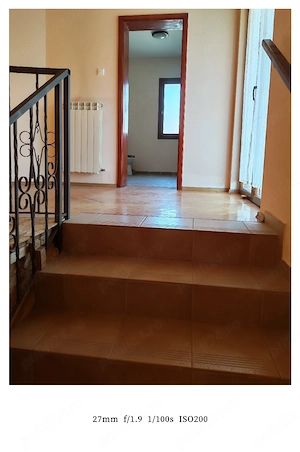 vand casa in Giroc - imagine 2