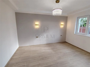 Duplex separat prin carport - Mobilat lux - Panouri si Asfalt - imagine 9