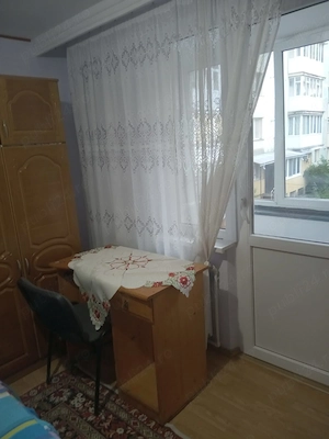 Piatra Neamt - Inchiriez camera din apartament la una sau doua eleve - imagine 4