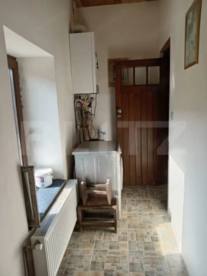 Casă complet renovată, 3 camere, teren 3800 mp – comuna Părău - imagine 10