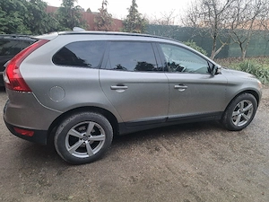 Vand Volvo XC60 an fabricație 2011 DriveE  - imagine 4