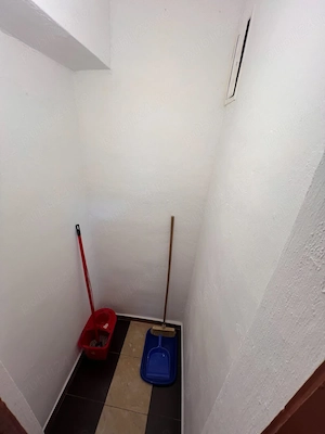 De Vanzare Apartament 2 Camere Caransebes - imagine 4