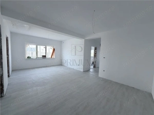 Duplex pe plan - compartimentare practica - 3 bai - teren 375 mp - imagine 7