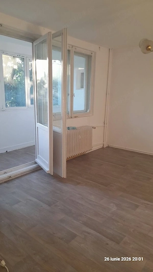 3 camere 2 balcoane, 3 min metrou Gorjului. Zona verde. negociabil - imagine 2