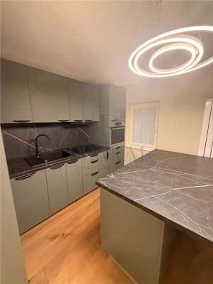 COMPLEX - 2 CAMERE - LUX - ETAJUL 1 - CENTRALA PROPRIE - BLOC IZOLAT - MOBILAT COMPLET - RENOVAT - imagine 2