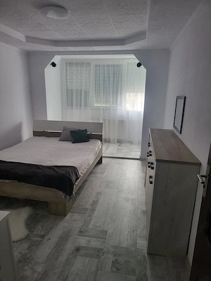Inchiriez apartament cu 3 camere in Mun. Satu Mare - imagine 2