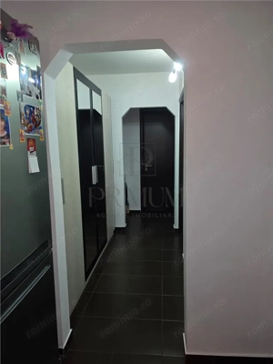 COMISION 0 - APARTAMENT 3 CAMERE- LIPOVEI- CENTRALA PE GAZ - imagine 4