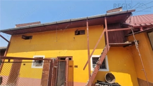 Casa de 4 camere zona Stupini - imagine 17