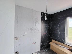 Duplex despartit prin C.T.- teren generos - living mare - imagine 9