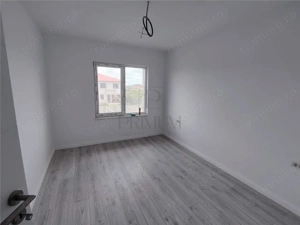 Duplex despartit prin C.T.- teren generos - living mare - imagine 7