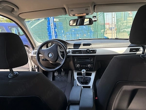 BMW Seria 3 E90 facelift EURO 5  - imagine 8