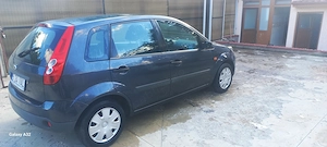Ford Fiesta 1,2 benzina 110000 km reali an 2008 - imagine 7
