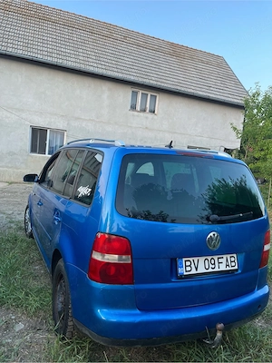 V nd volkswagen touran  - imagine 3