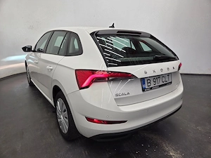 Skoda Scala 1.0 - 110cp. Istoric service. Front assist. Line assist. App-Connect   MirrorLink - imagine 3