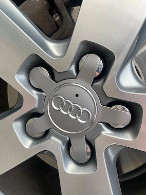 SCHIMB-Audi Q3 S-Line 4x4 Matrix-Camera-Key Less  - imagine 4