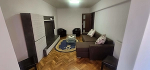 Apartament cu 3 camere în Tudor, zonă liniștită