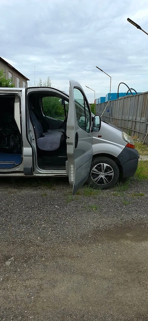 renault trafic  - imagine 7