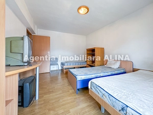 Apartament 4 camere in Mun. Deva, Jud. HD, Bld. Decebal, 80 mp, decomandat, etaj 5. - imagine 5