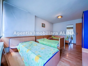 Apartament 4 camere in Mun. Deva, Jud. HD, Bld. Decebal, 80 mp, decomandat, etaj 5. - imagine 19