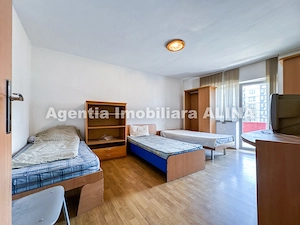 Apartament 4 camere in Mun. Deva, Jud. HD, Bld. Decebal, 80 mp, decomandat, etaj 5. - imagine 4