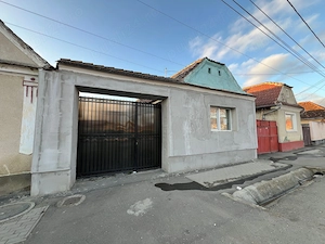 casa de vanzare Haghig