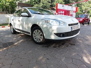 vand renault fluence din 2010 cu motor de 1.5 dci  - imagine 2