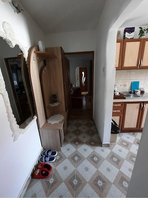  Apartament 2 camere semidecomandat   Moinești, jud. Bacău